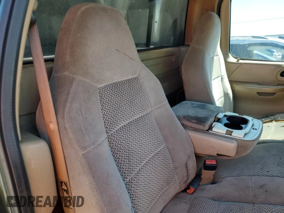 2002 Ford F-150 XL with VIN 1FTRF17212NB27204, listed as a Copart auction lot 50249885 with 0 mi miles and Salvage Title. Bid and sale history available at carsss.com. Image 10.