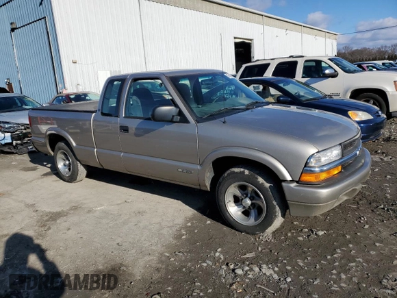 2001 Chevrolet S-10 LS with VIN 1GCCS19571K141956, listed as a Copart auction lot 87008824 with 110,035 mi miles and Clean Title. Bid and sale history available at DreamBid. Image 4.