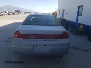 2001 Honda Accord z VIN 1HGCG31461A004949, wystawiony jako Copart lot #74598664 z przebiegiem 201 612 mil mil oraz Szkoda całkowita • Salvage title. Historia ofert i sprzedaży dostępna na DreamBid. Obrazek 6.