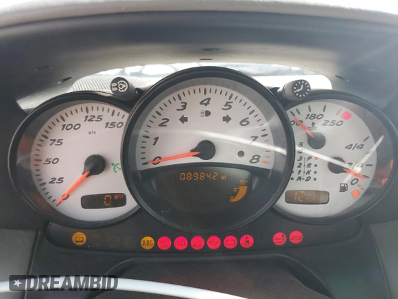 2001 Porsche Boxster с VIN WP0CA29811U621854, выставлен на аукционе Copart как лот 60405085 с пробегом 89 842 миль миль и Чистый • Clean title. История ставок и продаж доступна на DreamBid. Изображение 9.