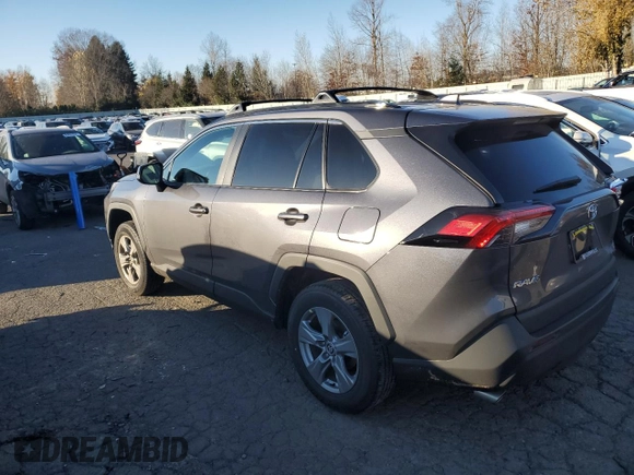 2024 Toyota RAV4 XLE with VIN 2T3P1RFV4RC483201, listed as a Copart auction lot 83233974 with 1,294 mi miles and Salvage Title. Bid and sale history available at carsss.com. Image 2.