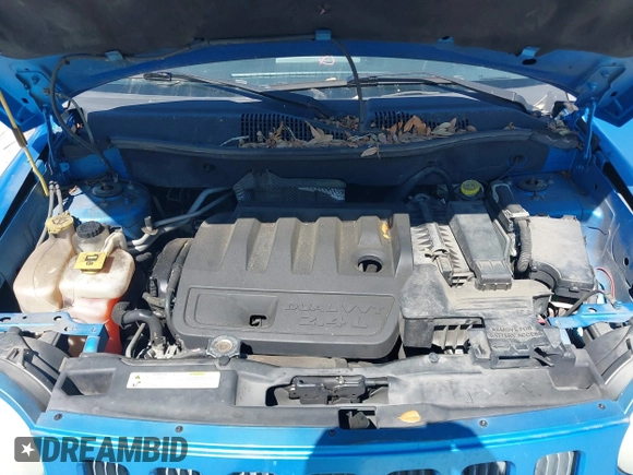 2008 Jeep Compass Sport with VIN 1J8FT47W18D694665, listed as a IAAI auction lot 41772431 with 194,442 mi miles. Bid and sale history available at carsss.com. Image 10.