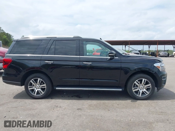 2023 Ford Expedition Limited with VIN 1FMJU2A86PEA15393, listed as a IAAI auction lot 41923133 with 75,285 mi miles. Bid and sale history available at carsss.com. Image 13.