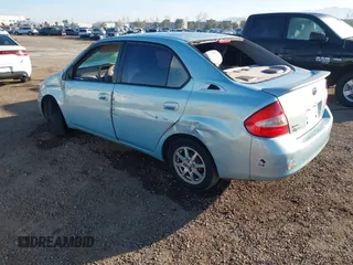 2002 Toyota Prius with VIN JT2BK18U820062239, listed as a IAAI auction lot 41598190 with 210,224 mi miles. Bid and sale history available at carsss.com. Image 3.