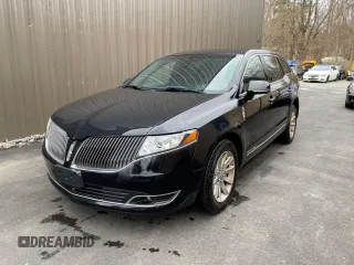 2016 Lincoln MKT with VIN 2LMHJ5NK0GBL00069, listed as a Copart auction lot 55393865 with 115,725 mi miles and Clean Title. Bid and sale history available at DreamBid. Image 2.