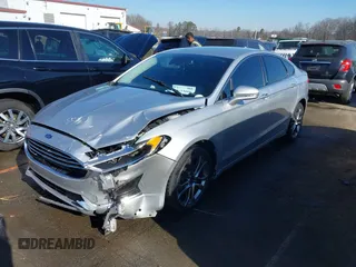 2019 Ford Fusion SEL with VIN 3FA6P0CD5KR270726, listed as a IAAI auction lot 41632088 with 131,820 mi miles. Bid and sale history available at carsss.com. Image 17.