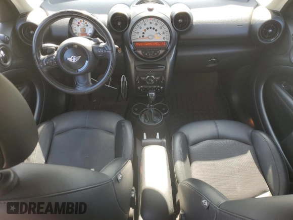 2013 MINI Countryman S ALL4 z VIN WMWZC5C51DWP30390, wystawiony jako Copart lot #59869105 z przebiegiem 111 843 mil mil oraz Szkoda całkowita • Salvage title. Historia ofert i sprzedaży dostępna na DreamBid. Obrazek 8.