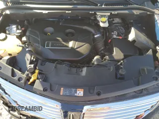2018 Lincoln MKC Reserve with VIN 5LMCJ3D9XJUL32616, listed as a Copart auction lot 50500665 with 58,950 mi miles and Salvage title. Bid and sale history available at DreamBid. Image 12.