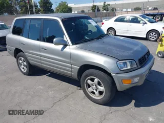 2000 Toyota RAV4 with VIN JT3GP10V5Y7065431, listed as a IAAI auction lot 42639523 with 262,038 mi miles and . Bid and sale history available at DreamBid. Image 1.