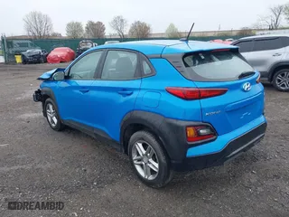2020 Hyundai Kona SE with VIN KM8K1CAA4LU418696, listed as a IAAI auction lot 41950986 with 75,998 mi miles. Bid and sale history available at carsss.com. Image 3.