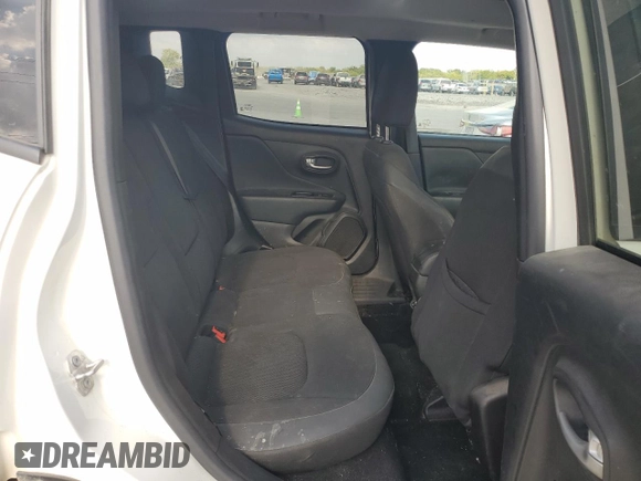 2020 Jeep Renegade Altitude with VIN ZACNJABB2LPL31651, listed as a Copart auction lot 68402614 with 135,031 mi miles and Salvage Title. Bid and sale history available at DreamBid. Image 12.