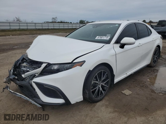 2023 Toyota Camry SE with VIN 4T1T11AK7PU794008, listed as a Copart auction lot 87601715 with 22,560 mi miles and Salvage Title. Bid and sale history available at DreamBid. Image 1.