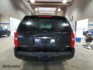 2009 Chevrolet Suburban LT w/1LT with VIN 1GNFK26319R266791, listed as a Copart auction lot 86745744 with 212,070 mi miles and Clean Title. Bid and sale history available at carsss.com. Image 6.