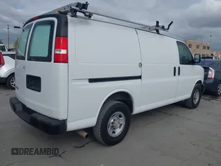 2017 Chevrolet Express Cargo with VIN 1GCWGAFF6H1345692, listed as a IAAI auction lot 42078030 with 185,642 mi miles and . Bid and sale history available at DreamBid. Image 4.