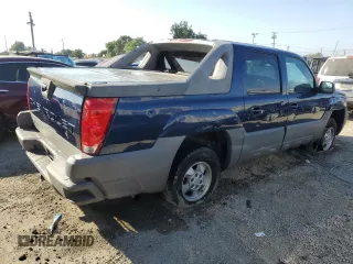 2002 Chevrolet Avalanche with VIN 3GNEC13T02G128530, listed as a Copart auction lot 74016064 with 290,258 mi miles and Salvage Title. Bid and sale history available at carsss.com. Image 3.