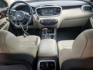 2017 Kia Sorento EX with VIN 5XYPHDA58HG205029, listed as a Copart auction lot 51811395 with 121,705 mi miles and Clean Title. Bid and sale history available at DreamBid. Image 8.