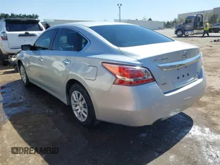 2013 Nissan Altima SV with VIN 1N4AL3AP4DN539082, listed as a IAAI auction lot 41848939 with 142,294 mi miles and . Bid and sale history available at carsss.com. Image 3.
