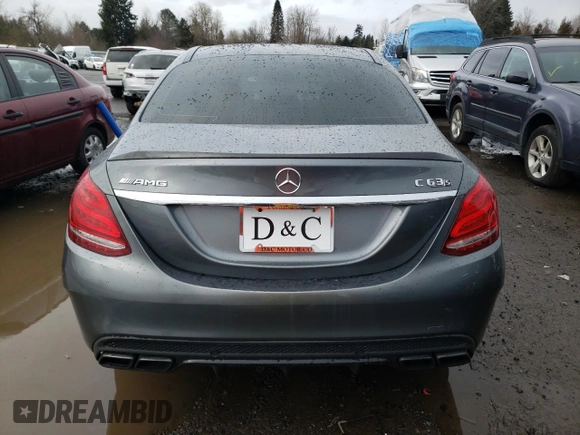 2017 Mercedes-Benz C 63 S AMG с VIN 55SWF8HB7HU186340, выставлен на аукционе Copart как лот 39896983 с пробегом 41 762 миль миль и . История ставок и продаж доступна на DreamBid. Изображение 6.