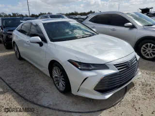 2022 Toyota Avalon Hybrid Limited with VIN 4T1CA1AB4NU013698, listed as a Copart auction lot 74461174 with 0 mi miles and Non Repairable. Bid and sale history available at carsss.com. Image 4.