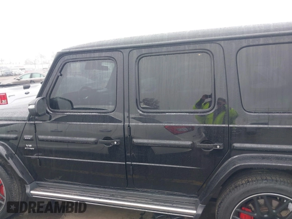 2023 Mercedes-Benz G AMG G 63 with VIN W1NYC7HJ3PX470873, listed as a IAAI auction lot 41782875 with 33,043 mi miles. Bid and sale history available at carsss.com. Image 14.