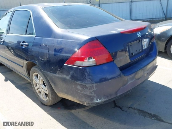 2006 Honda Accord Sdn LX SE with VIN 1HGCM56386A016323, listed as a IAAI auction lot 42066879 with 241,957 mi miles. Bid and sale history available at carsss.com. Image 13.
