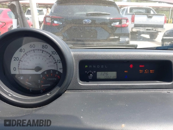 2005 Scion xB z VIN JTLKT324X54021847, wystawiony jako IAAI lot #42418230 z przebiegiem 198 210 mil mil oraz . Historia ofert i sprzedaży dostępna na DreamBid. Obrazek 7.