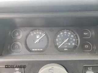 1987 Jeep Cherokee z VIN 1JCMR7819HT151523, wystawiony jako Copart lot #51586765 z przebiegiem 113 668 mil mil oraz Szkoda całkowita • Salvage title. Historia ofert i sprzedaży dostępna na DreamBid. Obrazek 9.