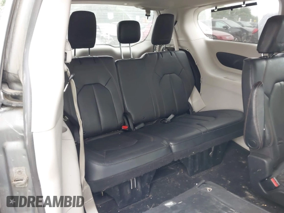 2020 Chrysler Pacifica Touring L with VIN 2C4RC1BG2LR127986, listed as a IAAI auction lot 42419518 with 107,618 mi miles and . Bid and sale history available at DreamBid. Image 17.