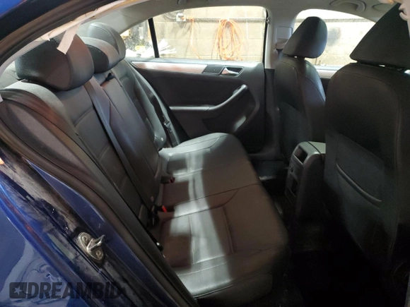 2011 Volkswagen Jetta TDI с VIN 3VWLL7AJ6BM110522, выставлен на аукционе Copart как лот 45751225 с пробегом 180 310 миль миль и Списание • Salvage title. История ставок и продаж доступна на DreamBid. Изображение 10.