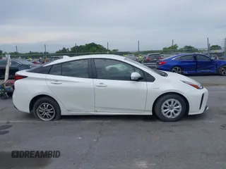 2019 Toyota Prius L Eco z VIN JTDKARFU3K3102222, wystawiony jako IAAI lot #42291403 z przebiegiem 27 669 mil mil oraz . Historia ofert i sprzedaży dostępna na DreamBid. Obrazek 12.
