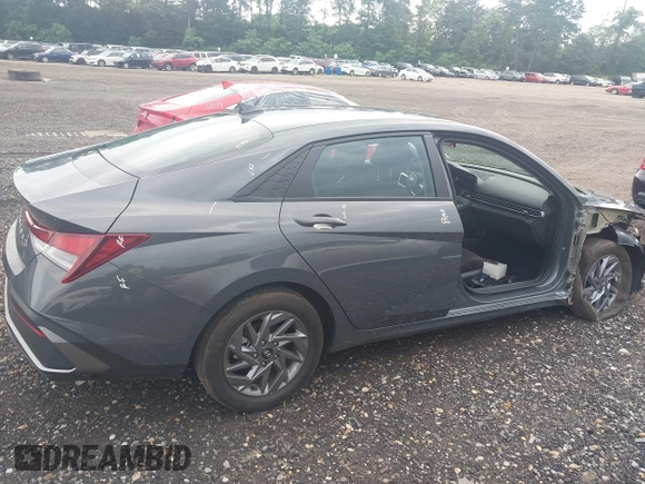 2024 Hyundai Elantra SEL с VIN KMHLM4DG4RU689798, выставлен на аукционе IAAI как лот 42680160 с пробегом 14 903 миль миль и . История ставок и продаж доступна на DreamBid. Изображение 13.