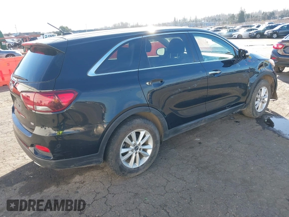 2019 Kia Sorento L with VIN 5XYPG4A36KG574285, listed as a IAAI auction lot 41647367 with 74,808 mi miles. Bid and sale history available at carsss.com. Image 4.