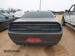 2022 Dodge Challenger R/T Scat Pack z VIN 2C3CDZFJ1NH108673, wystawiony jako IAAI lot #41374820 z przebiegiem 73 104 mil mil oraz . Historia ofert i sprzedaży dostępna na DreamBid. Obrazek 16.