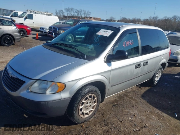 2002 Chrysler Voyager with VIN 1C4GJ25B02B697095, listed as a IAAI auction lot 41704565 with 168,931 mi miles. Bid and sale history available at carsss.com. Image 2.