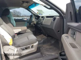 2010 Ford F-150 XL with VIN 1FTEW1CWXAFD26526, listed as a IAAI auction lot 41141650 with 200,042 mi miles. Bid and sale history available at carsss.com. Image 5.