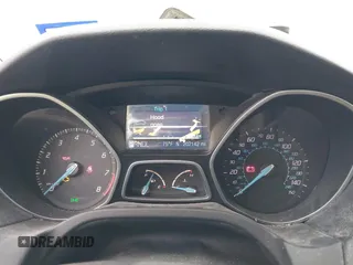 2012 Ford Focus SE with VIN 1FAHP3F21CL372769, listed as a IAAI auction lot 42107424 with 202,142 mi miles. Bid and sale history available at carsss.com. Image 7.