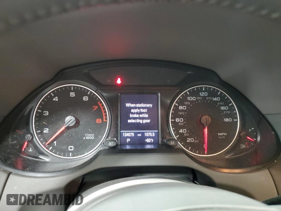 2010 Audi Q5 Prestige z VIN WA1VKAFP0AA009068, wystawiony jako Copart lot #58255995 z przebiegiem 134 075 mil mil oraz Szkoda całkowita • Salvage title. Historia ofert i sprzedaży dostępna na DreamBid. Obrazek 9.
