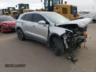 2019 Lincoln MKC Reserve with VIN 5LMTJ3DH1KUL25868, listed as a Copart auction lot 87401644 with Not Provided miles and Salvage Title. Bid and sale history available at DreamBid. Image 4.