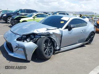 2023 Toyota 86 Premium with VIN JF1ZNBE15P9765366, listed as a IAAI auction lot 42194610 with 32,286 mi miles and . Bid and sale history available at DreamBid. Image 18.