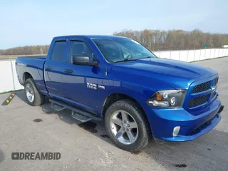 2014 Ram 1500 Express z VIN 1C6RR7FT2ES467463, wystawiony jako IAAI lot #41961347 z przebiegiem 156 164 mil mil oraz . Historia ofert i sprzedaży dostępna na DreamBid. Obrazek 1.