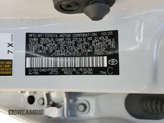 2024 Toyota Corolla LE z VIN JTDB4MEE3R3022112, wystawiony jako Copart lot #57674255 z przebiegiem 21 333 mil mil oraz Szkoda całkowita • Salvage title. Historia ofert i sprzedaży dostępna na DreamBid. Obrazek 12.