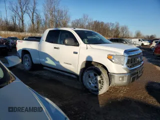 2016 Toyota Tundra 4WD Truck SR with VIN 5TFUW5F15GX576732, listed as a Copart auction lot 44025245 with 167,255 mi miles and Clean Title. Bid and sale history available at carsss.com. Image 4.