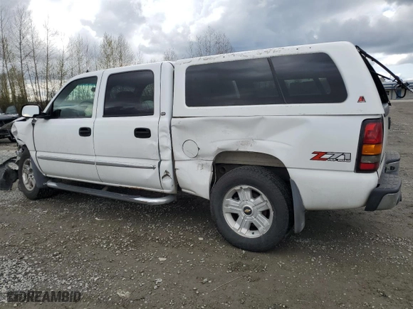 2006 GMC Sierra 1500 SLT with VIN 2GTEK13Z261265161, listed as a Copart auction lot 51665975 with 200,495 mi miles and Salvage Title. Bid and sale history available at carsss.com. Image 2.