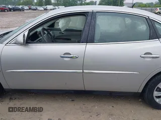 2008 Buick LaCrosse CX with VIN 2G4WC582981169384, listed as a IAAI auction lot 42385136 with 101,504 mi miles and . Bid and sale history available at DreamBid. Image 14.