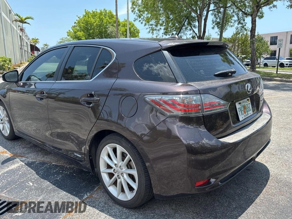 2012 Lexus CT 200h z VIN JTHKD5BH4C2062988, wystawiony jako Copart lot #58529705 z przebiegiem 153 672 mil mil oraz Tytuł czysty. Historia ofert i sprzedaży dostępna na DreamBid. Obrazek 3.