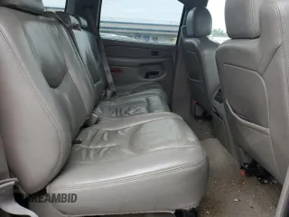 2006 Chevrolet Suburban LS with VIN 1GNFK16Z06J103204, listed as a Copart auction lot 83678584 with 207,678 mi miles and Salvage Title. Bid and sale history available at carsss.com. Image 12.