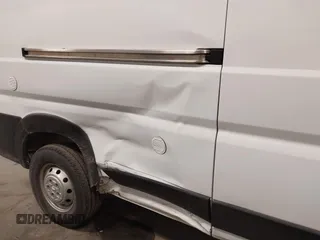 2022 Ram ProMaster Cargo with VIN 3C6MRVHG4NE114319, listed as a IAAI auction lot 41944344 with 21,896 mi miles and . Bid and sale history available at DreamBid. Image 17.