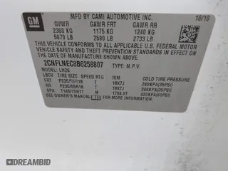 2011 Chevrolet Equinox LT w/2LT with VIN 2CNFLNEC8B6258807, listed as a IAAI auction lot 41011663 with 177,920 mi miles. Bid and sale history available at carsss.com. Image 9.