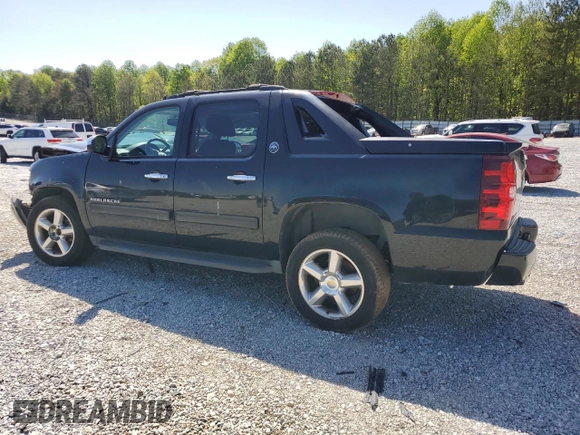 2013 Chevrolet Avalanche LT with VIN 3GNMCFE01DG177802, listed as a Copart auction lot 52987555 with 231,777 mi miles and Salvage title. Bid and sale history available at DreamBid. Image 2.