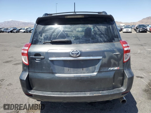 2011 Toyota RAV4 Sport z VIN JTMRK4DV0B5098869, wystawiony jako Copart lot #53277145 z przebiegiem 184 885 mil mil oraz Szkoda całkowita • Salvage title. Historia ofert i sprzedaży dostępna na DreamBid. Obrazek 6.